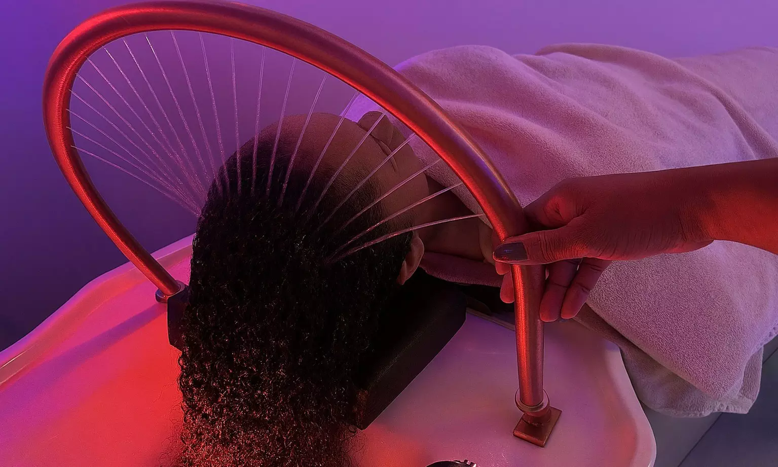 Soin HydraBoost, massage bien-être, head spa : 60 à 105 min. de soin(s) détente au choix (jusqu'à 37% de remise) - Image 3