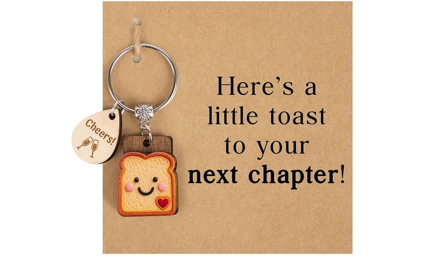 Image 1: Wooden Bread Keychain Gift Set with Message Card