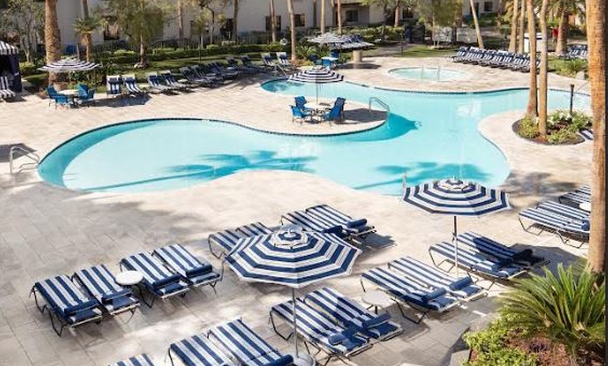 Image 12: Resort-Style Comfort Just Blocks from the Las Vegas Strip