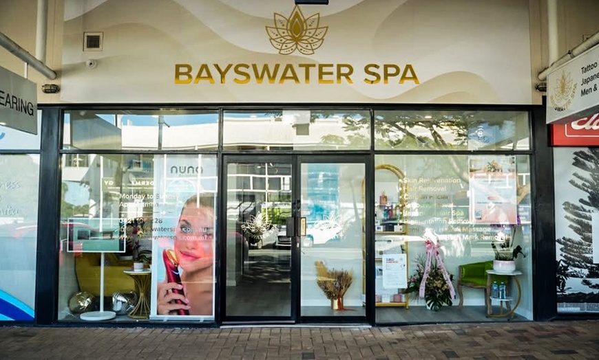 Image 2: Aqua Peel/Pure Deep Cleansing Facial or Moisture or Anti-aging Facial