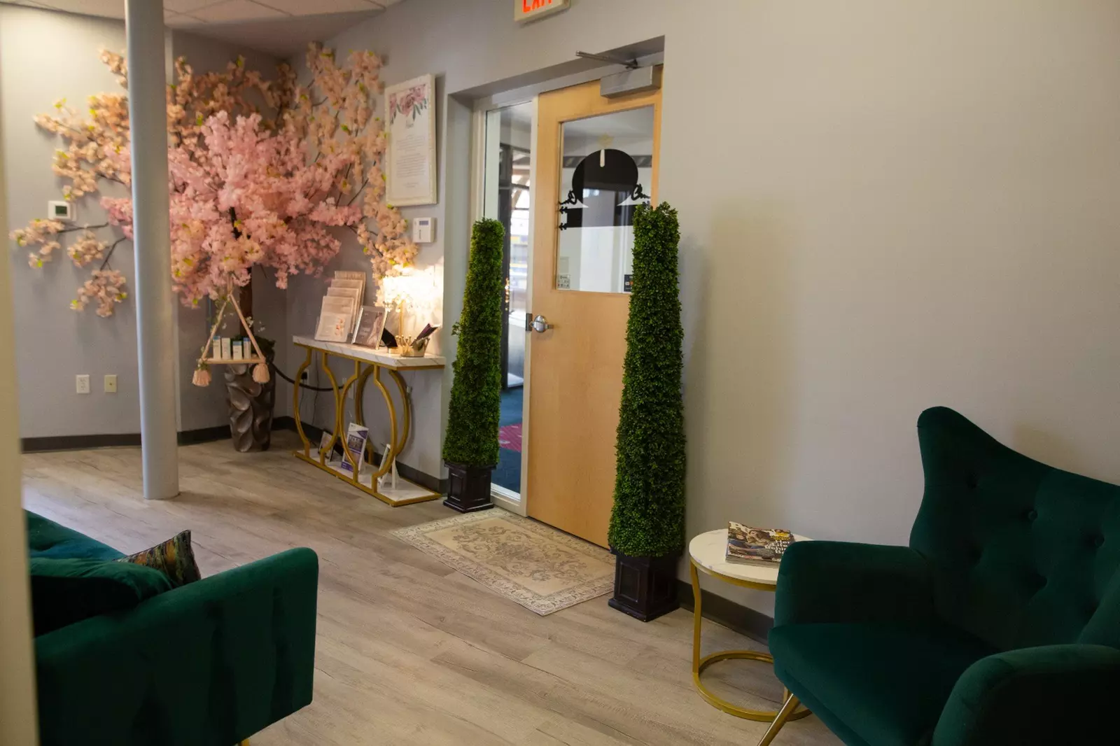 Sculpt and Detox: Cryo Fat Freeze & Lymphatic Drainage Massage!