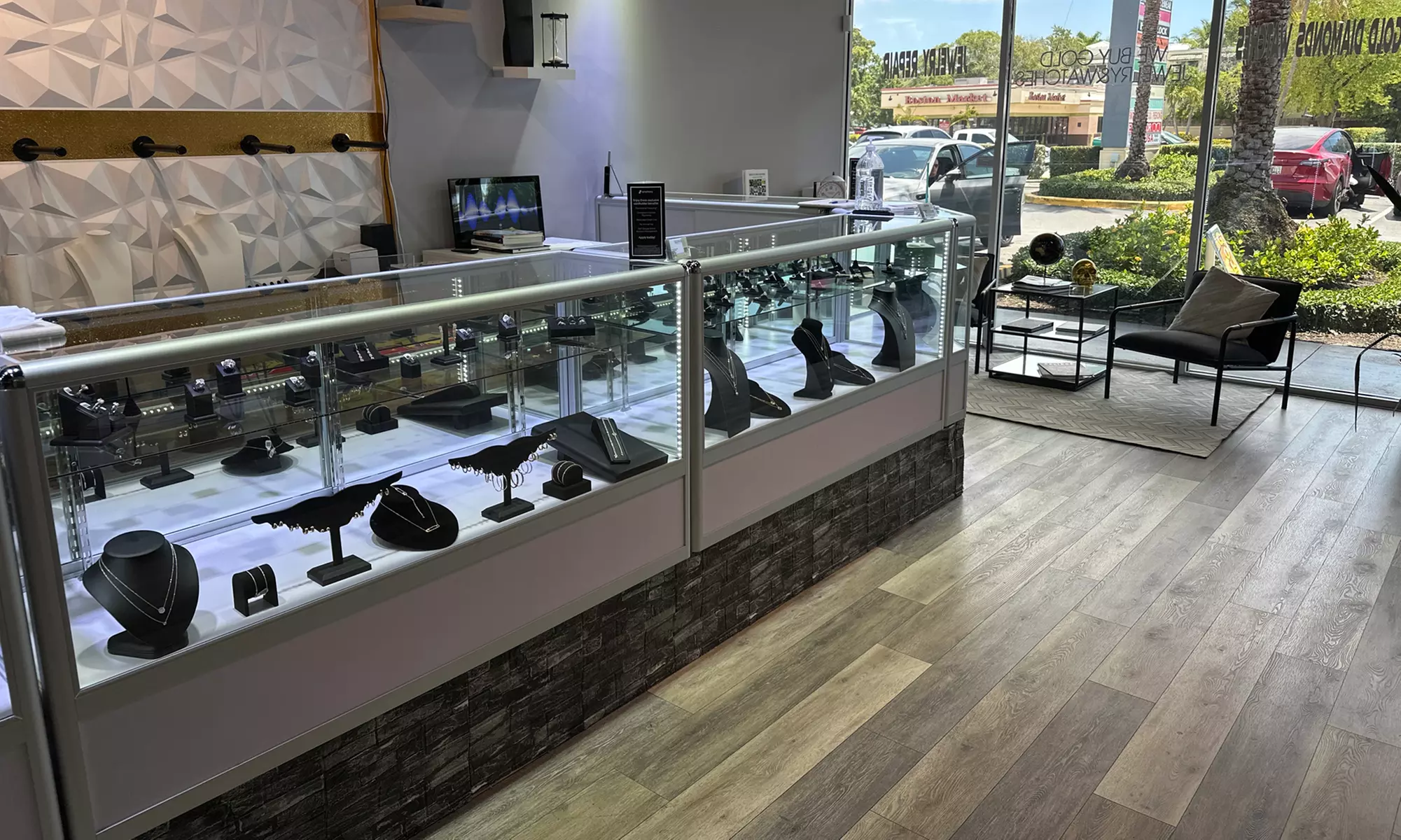 Jewelry Repair or Merchandise Voucher at Luna Jewelers