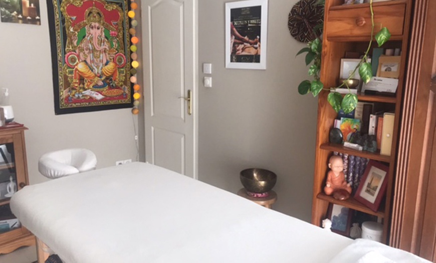 Image 2: Massage aux huiles essentielles à Espace Mieux Etre Izazen