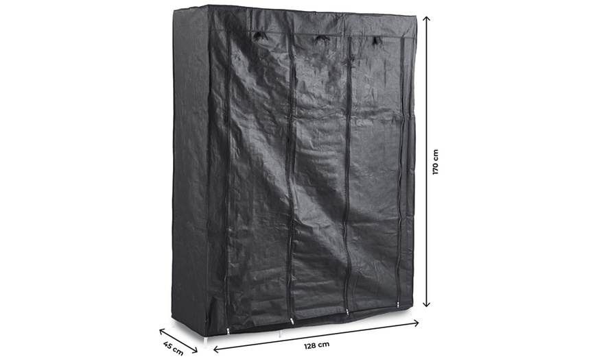 Image 16: Meubles de rangement et penderies