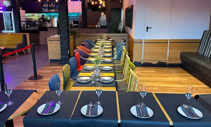 Descubre el sabor del Mediterráneo con un menú completo en Port Bay