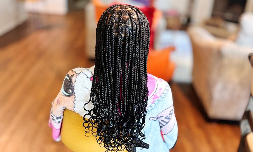 Image 4: Medium or Large Knotless Braids & Cornrow / Stitch Braid Options
