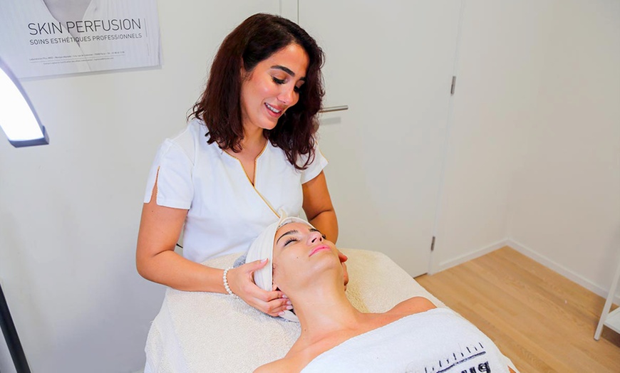 Image 2: Massage facial et soin de visage au choix chez About your skin