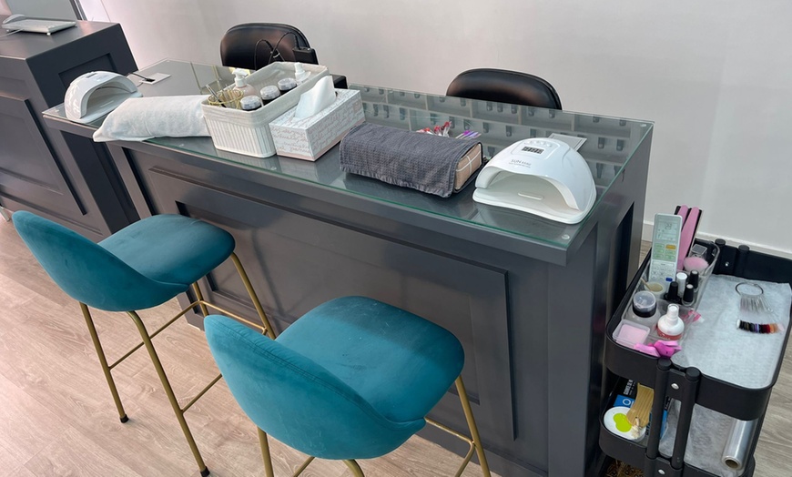 Image 6: 1 o 3 masajes relajantes de 1 h para 1 persona 