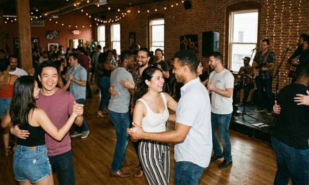 Una Clase de Salsa - Hakuna Bachata