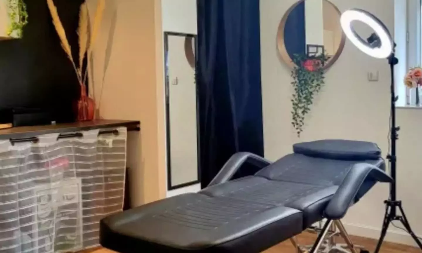 Pose de vernis classique ou semi-permanent sur mains et/ou pieds avec Insula institut (jusqu'à 41% de remise) - Image 5