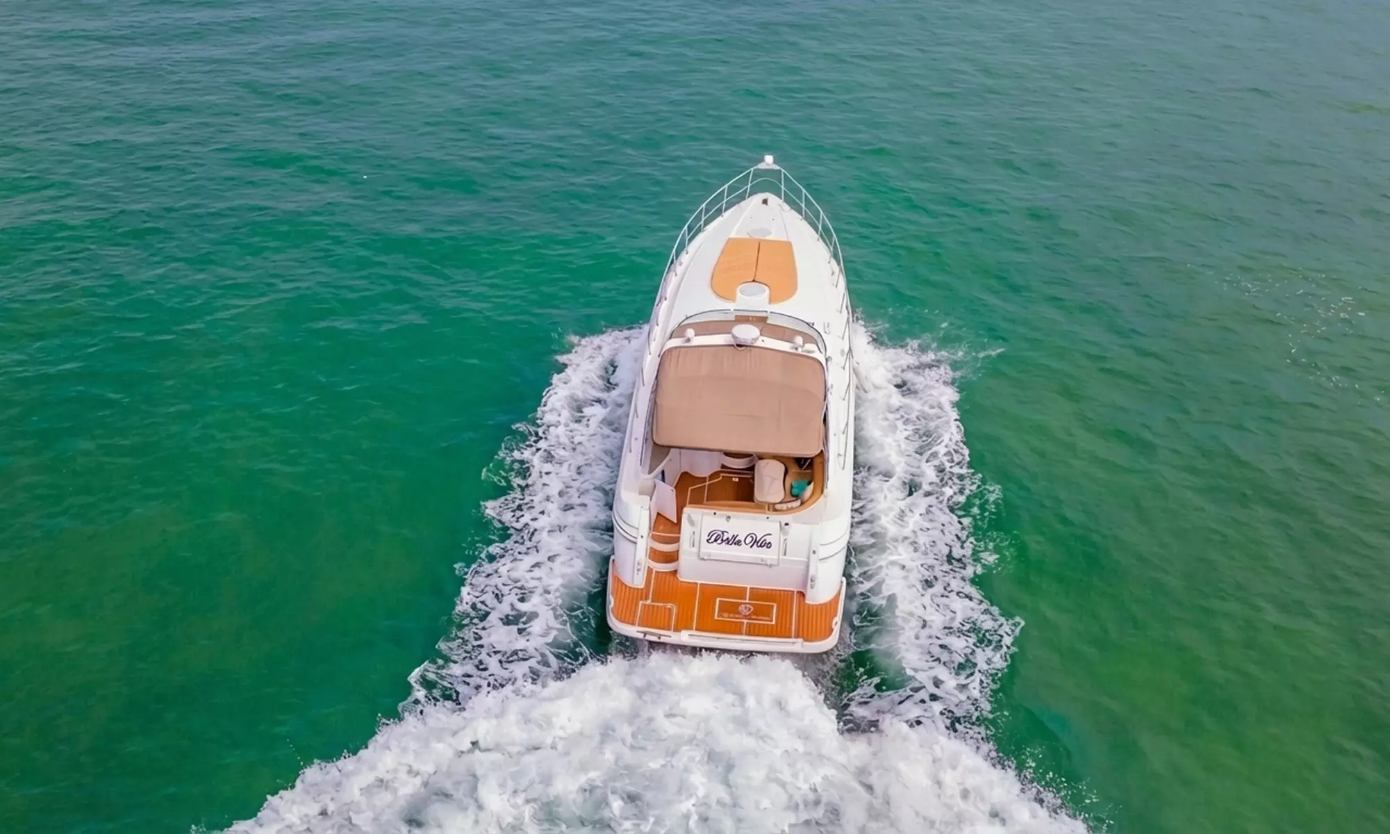 Luxury Yacht Cruise on Bella Vita 50' – Enjoy Miami's Waters