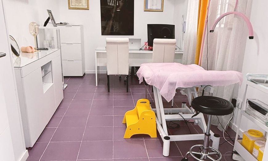 Image 16: Tratamiento de rejuvenecimiento facial con 10 o 20 hilos tensores PDO