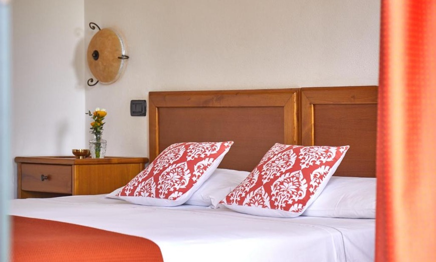 Image 8: Val di Cecina: camera Standard con colazione o mezza pensione e Spa