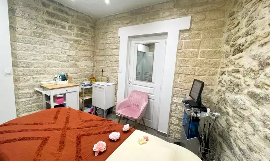 Soin Hydra visage ou express, massage, gommage : formule au choix