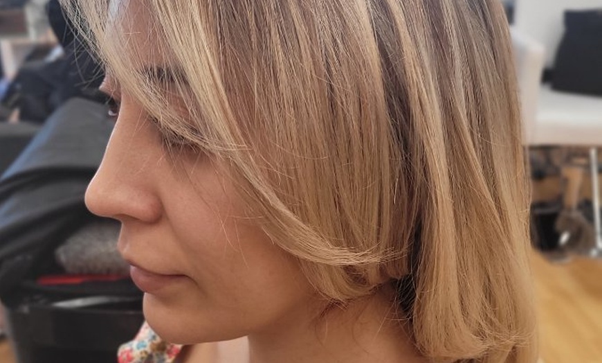 Image 14: Up to 42% Off on Salon at Glamurs beauty studio