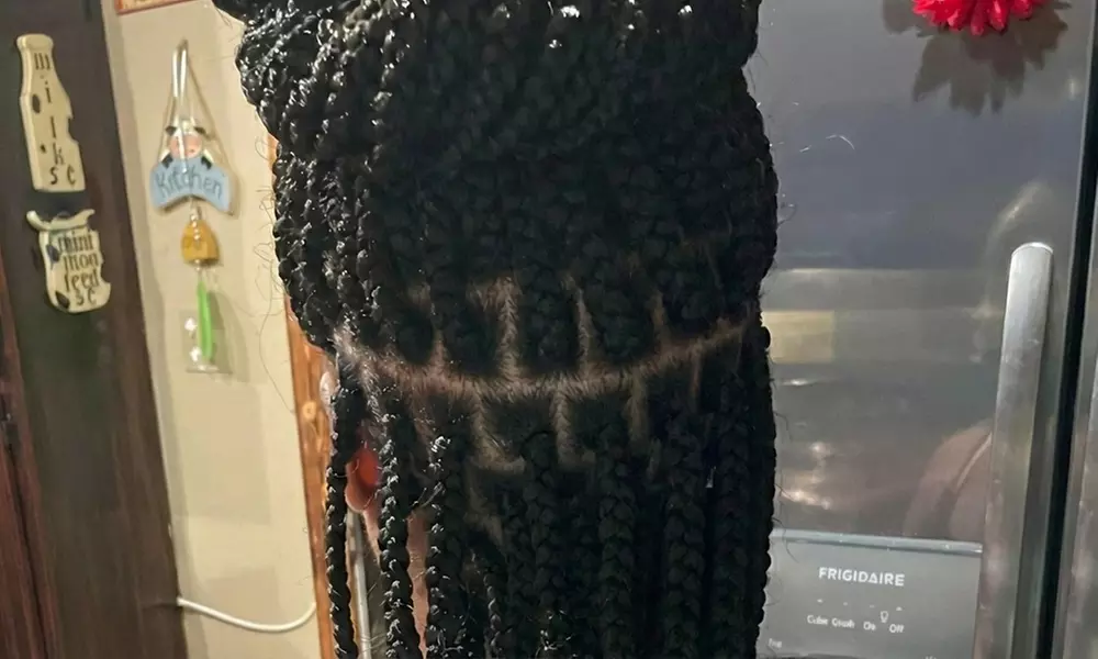 Transform Your Look with Knotless Large or Men Braids No Wash Design