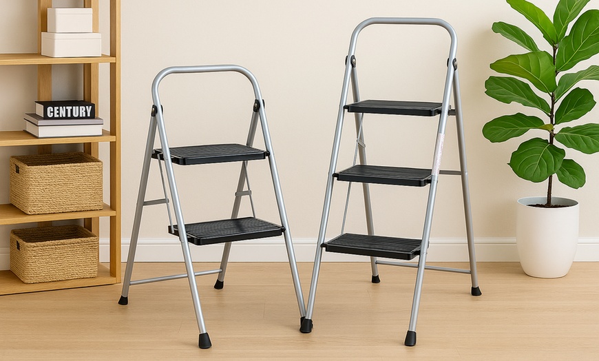 Image 1: Scala pieghevole in metallo