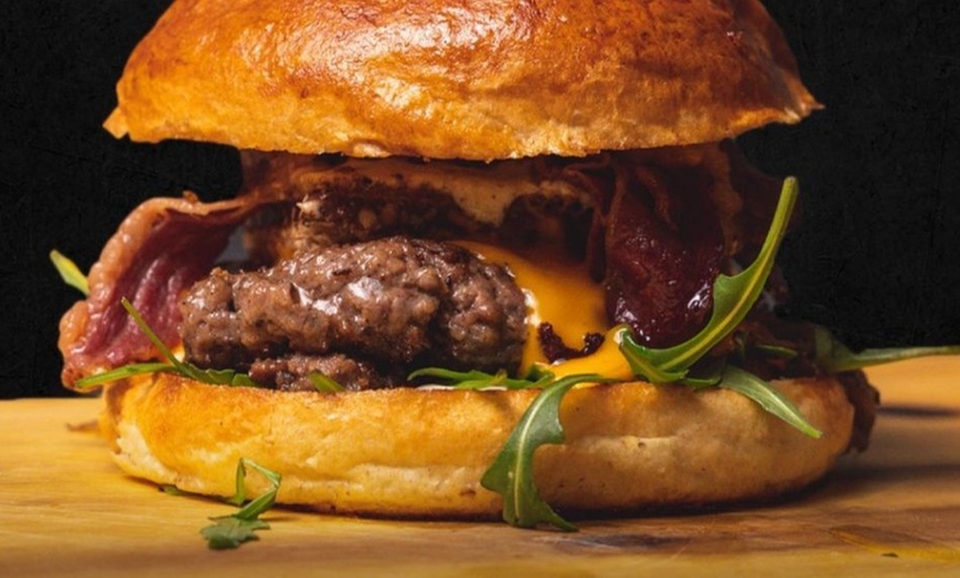 Image 2: Burger mit Pommes & Krautsalat für 1 - 4 Personen