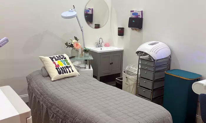 One or Four Basic, Deep Cleansing, Acne, or Signature Facial