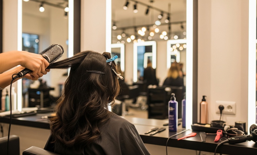 Image 2: Votre rendez-vous beauté dans un salon convivial de Montrouge
