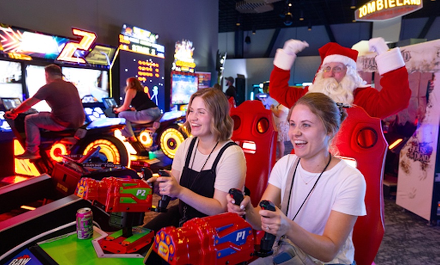 Image 2: Brunch With Santa with Dining, VR, Arcade & More at Wonderverse