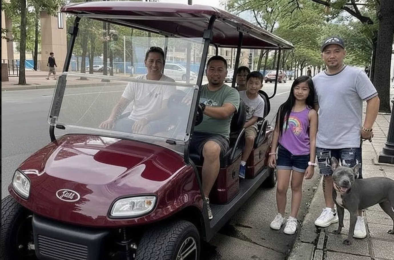 Charlotte's History, Delivered in Style: The Deluxe Cart Tour