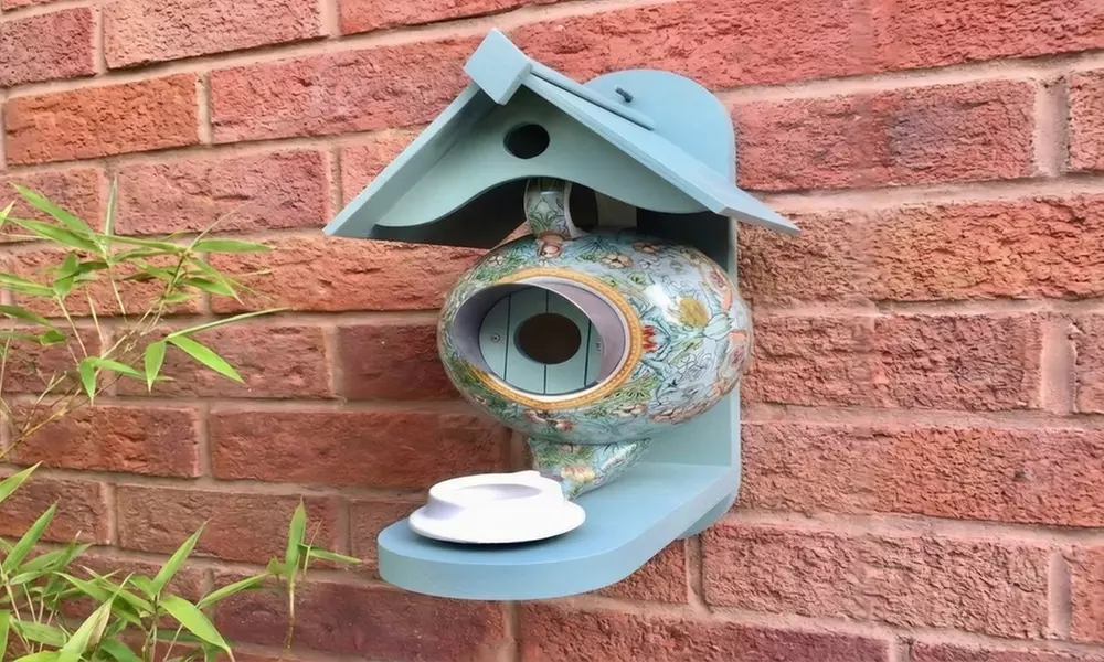 Teapot Birdhouse Feeder
