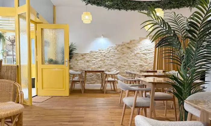 Korean Eggdrop Toast nach Wahl inkl. Pommes / Süßkartoffel & Softdrink