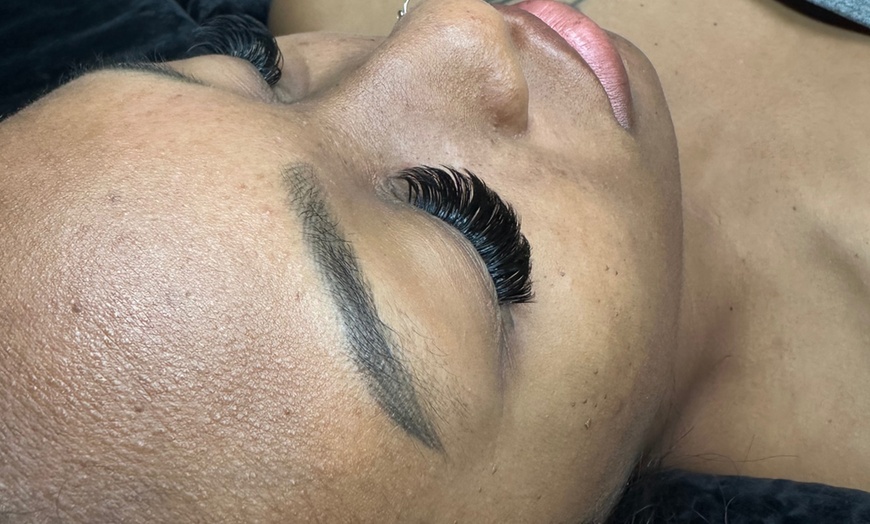 Image 3: Elevate w/ Classic Eyelash Extension w/ Optional 1 Touch Up in 2 Weeks