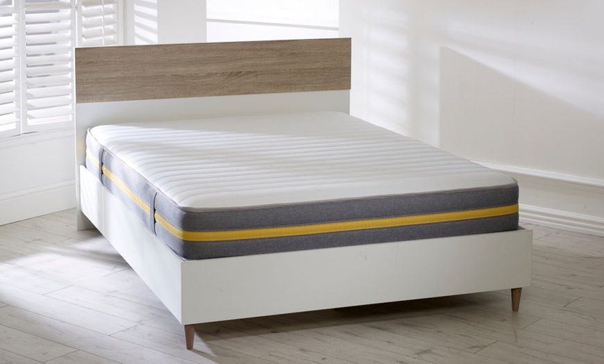 Image 4: Sundale Sprung Memory Foam Mattress with Quilted Sleep Surface