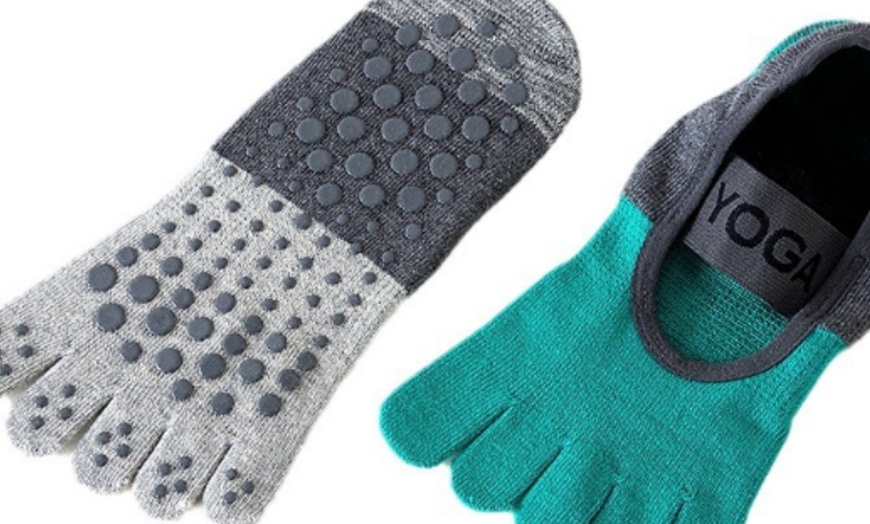 Image 9: Yoga Pilates Socks - Full Toe, Non-Slip Grip, Breathable Cotton