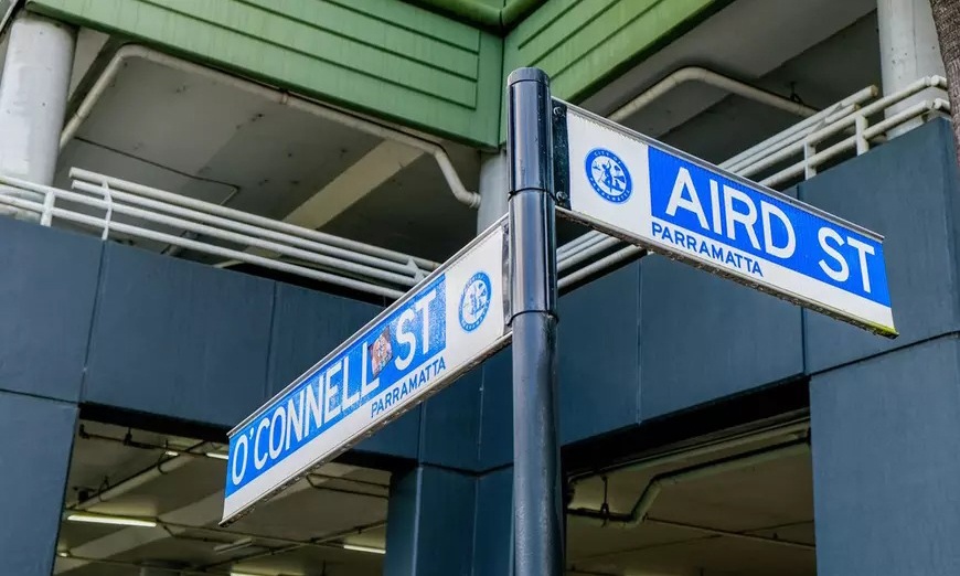 Image 5: Choice of Facial or Massage at LMF Massage