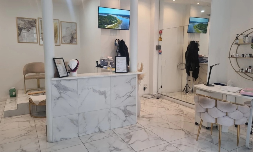 Image 3: Extension de cils pose naturelle ou complète avec méthode au choix à l'institut Sweet Body By Mina