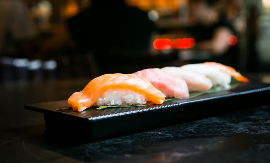 Image 10: Thai Dining with Cocktails at Sea Thai Restaurant & Bistro