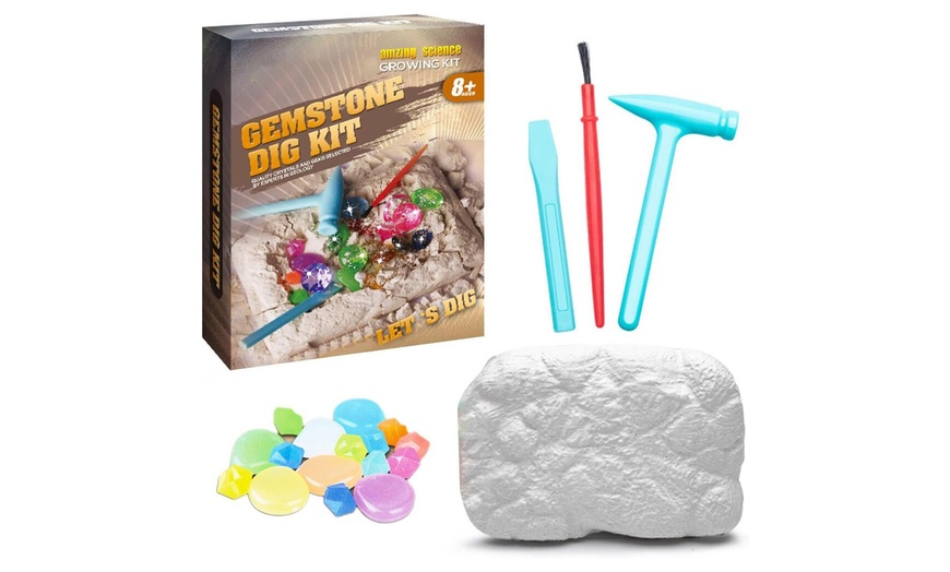 Image 6: Gemstone Digging Kit