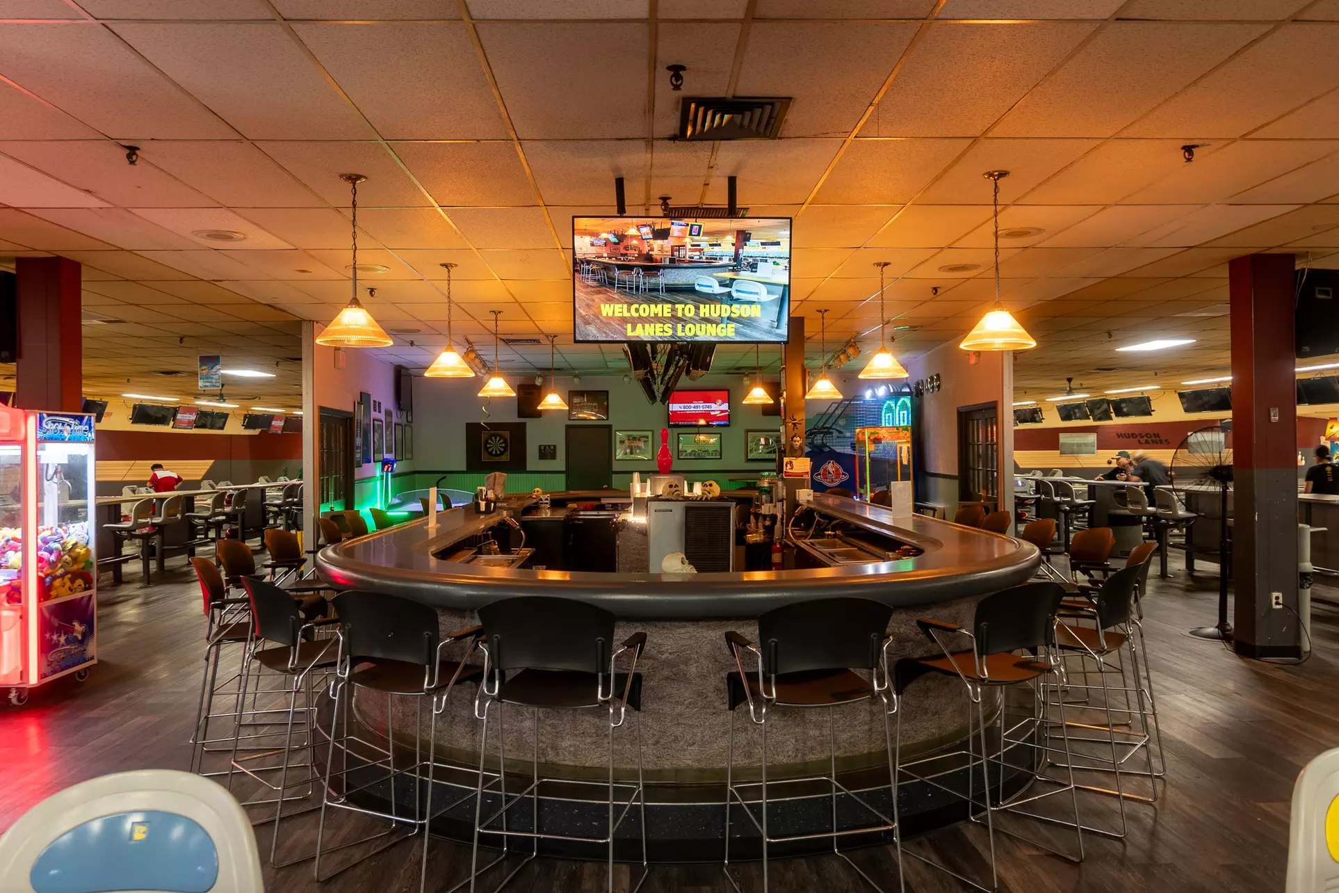 Strike Down All Pins w/ 90-Min Unlimited Bowling for Up to 5 People