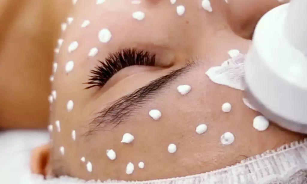 Eclat et pureté : soin du visage au choix avec L'Art beauté russe