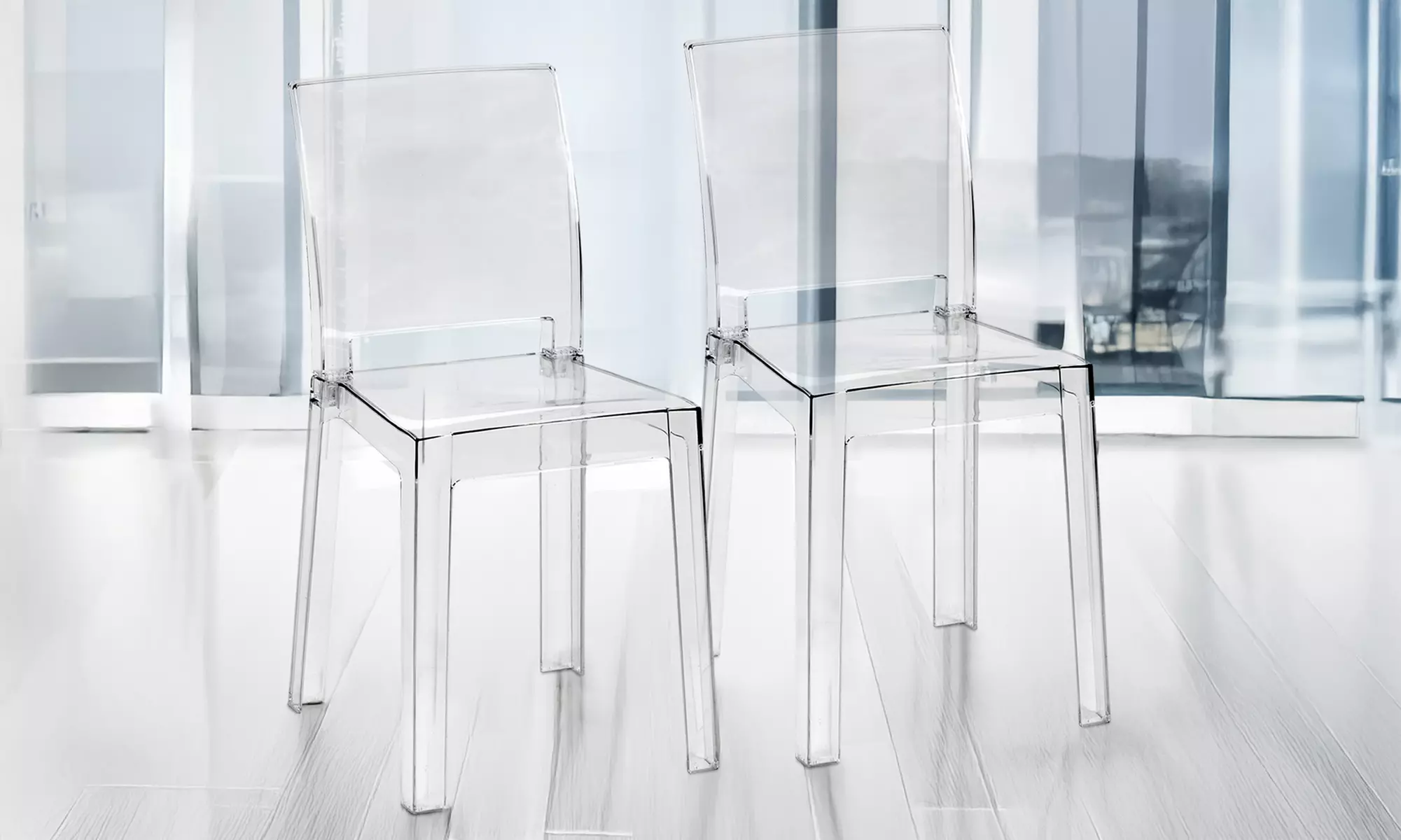 Set de 4 sillas de cocina transparentes Petra