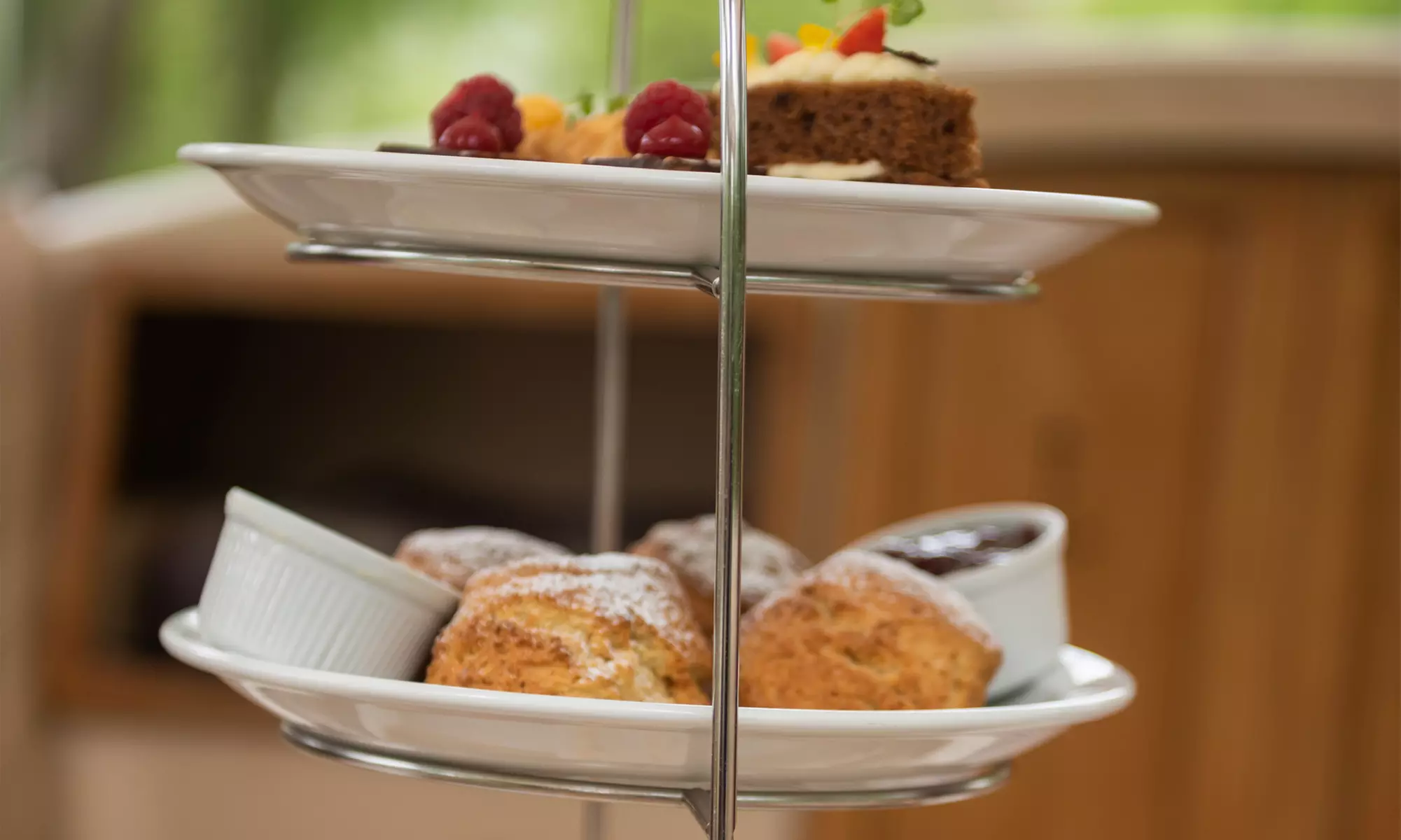 Afternoon Tea Sightseeing River Cruise in Oxford for Kids or Adults