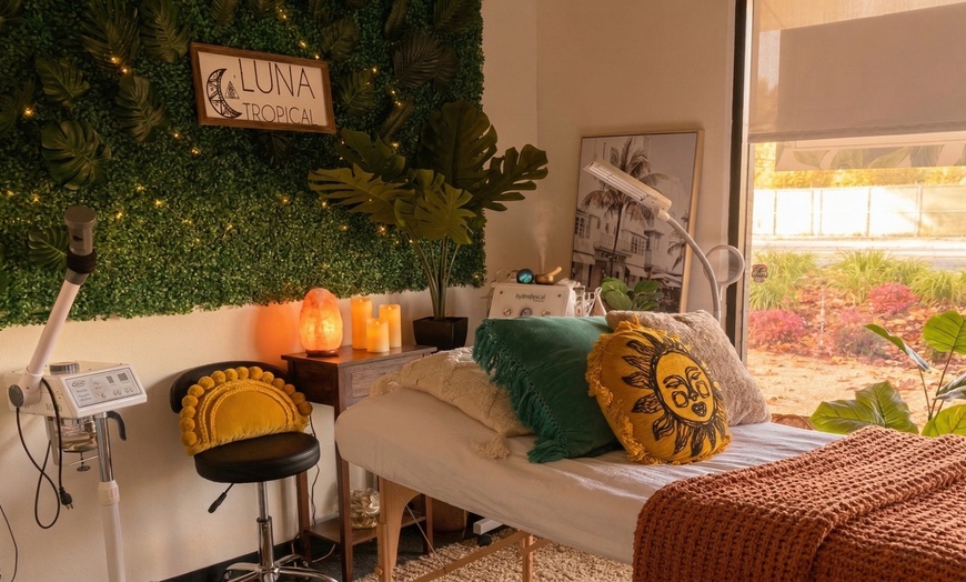 Image 2: Up to 64% Off on HydraFacial at Luna Tropical Esthetics