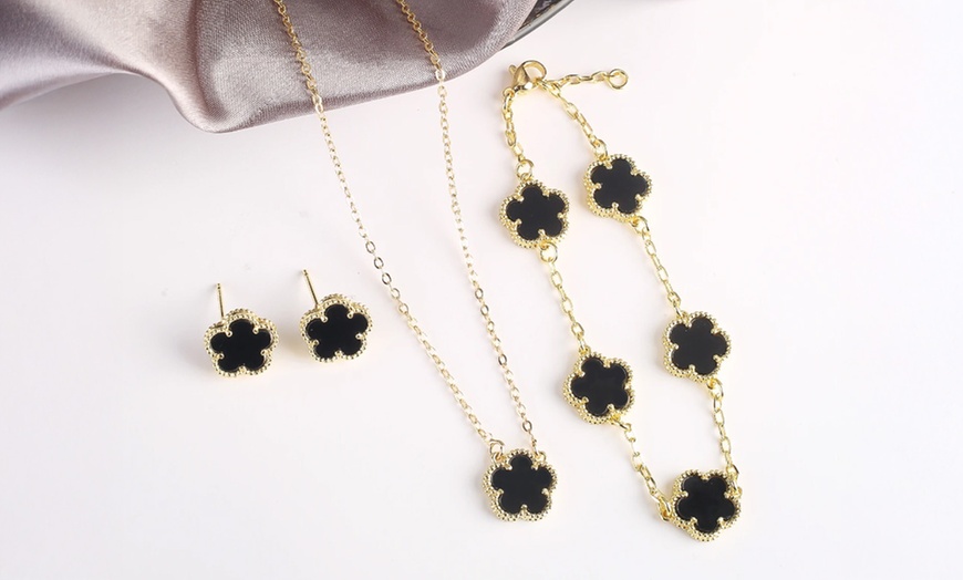 Image 1: Four-Leaf Clover Themed Jewellery Set 