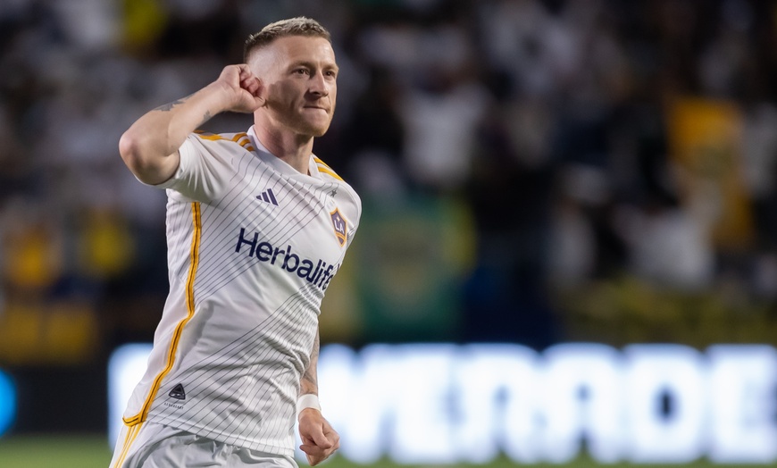 Image 5: LA Galaxy - Up to 48% Off