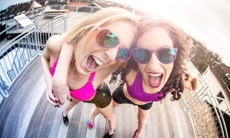 Image 13: 90 Min. Fotoshooting-Erlebnis für 1 - 5 Personen inkl. 3 Bilder