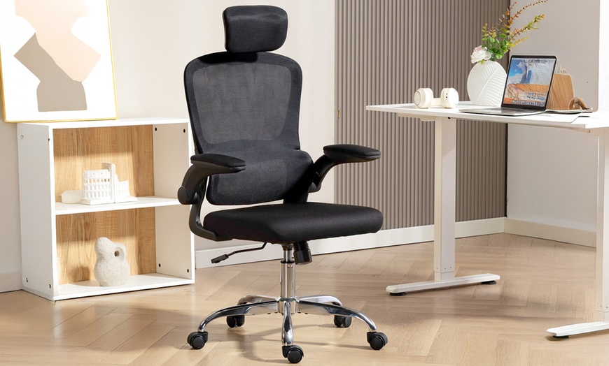 Image 8: HomCom High Back Mesh Computer Desk Chair with Lumbar Support