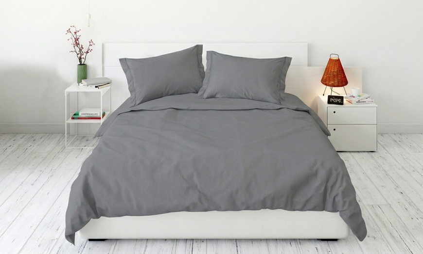 Image 3: Parure copripiumino matrimoniale in 100% raso di cotone Made in Italy