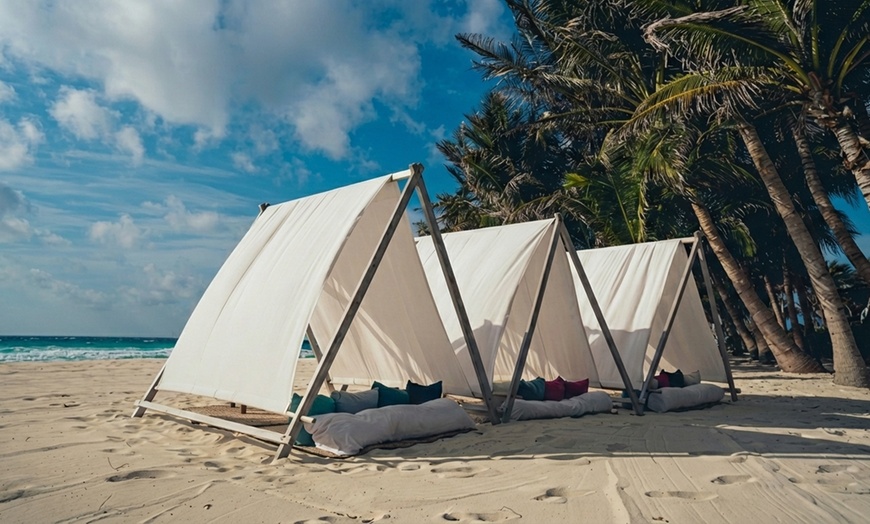 Image 19: ✈ All-Incl. Paradise: 4 Nights at Flamingo Beach Resort Cancún