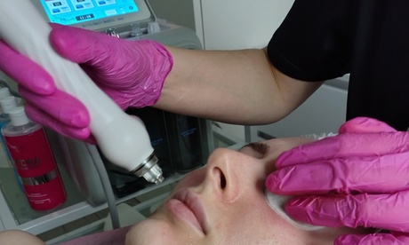 Wieloetapowe zabiegi oczyszczające, regenerujące i liftingujące twarzy w Oscar Studio Beauty (do -80%)