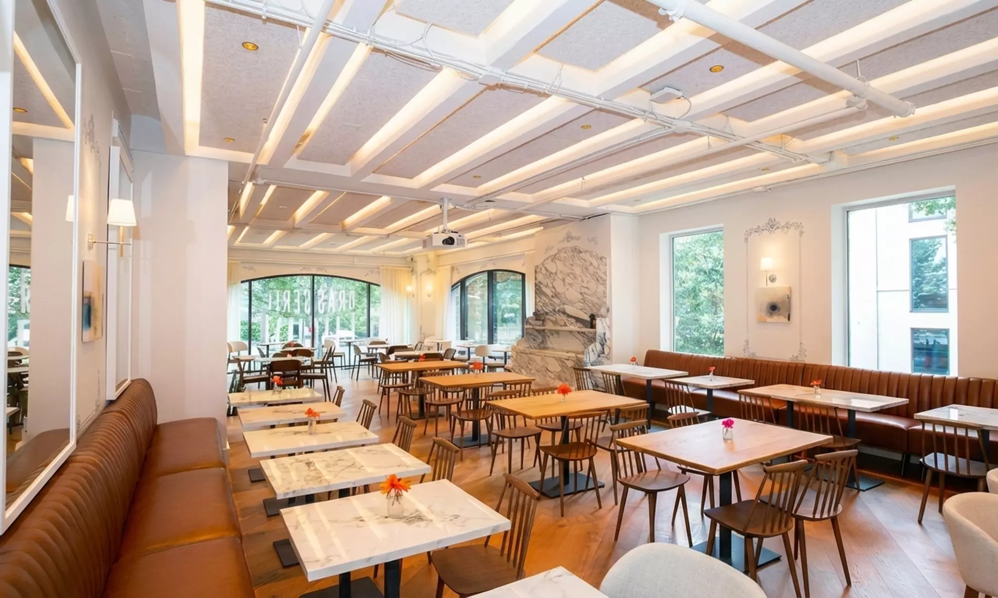 A Unique Modern French Brasserie in Midtown Atlanta’s Peacherie