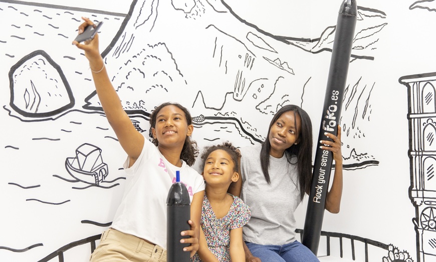 Image 6: 1 entrada de niño o adulto a la exposición inmersiva en FoKo