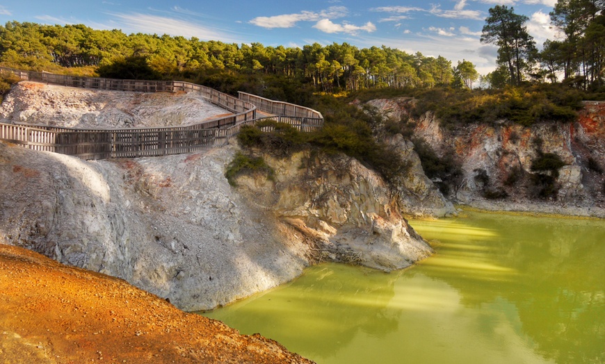 Image 6: ✈ New Zealand: 4 Nights with Flights, Choice of Hotel Stay, & Car Hire